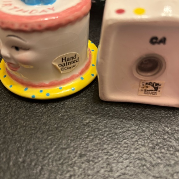 COPY - Absolutely Chic Vintage Clay Art Happy Birthday Salt n Pepper Shakers - Picture 3 of 5